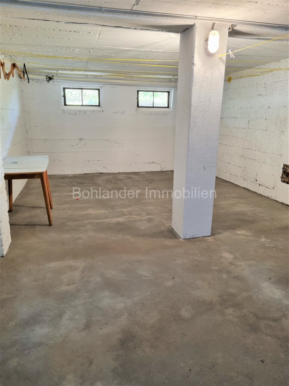 Für Kapitalanleger/Gepflegte 3-Zimmer-Wohnung in ruhiger Sackgassenlage von OF-Buchhügel