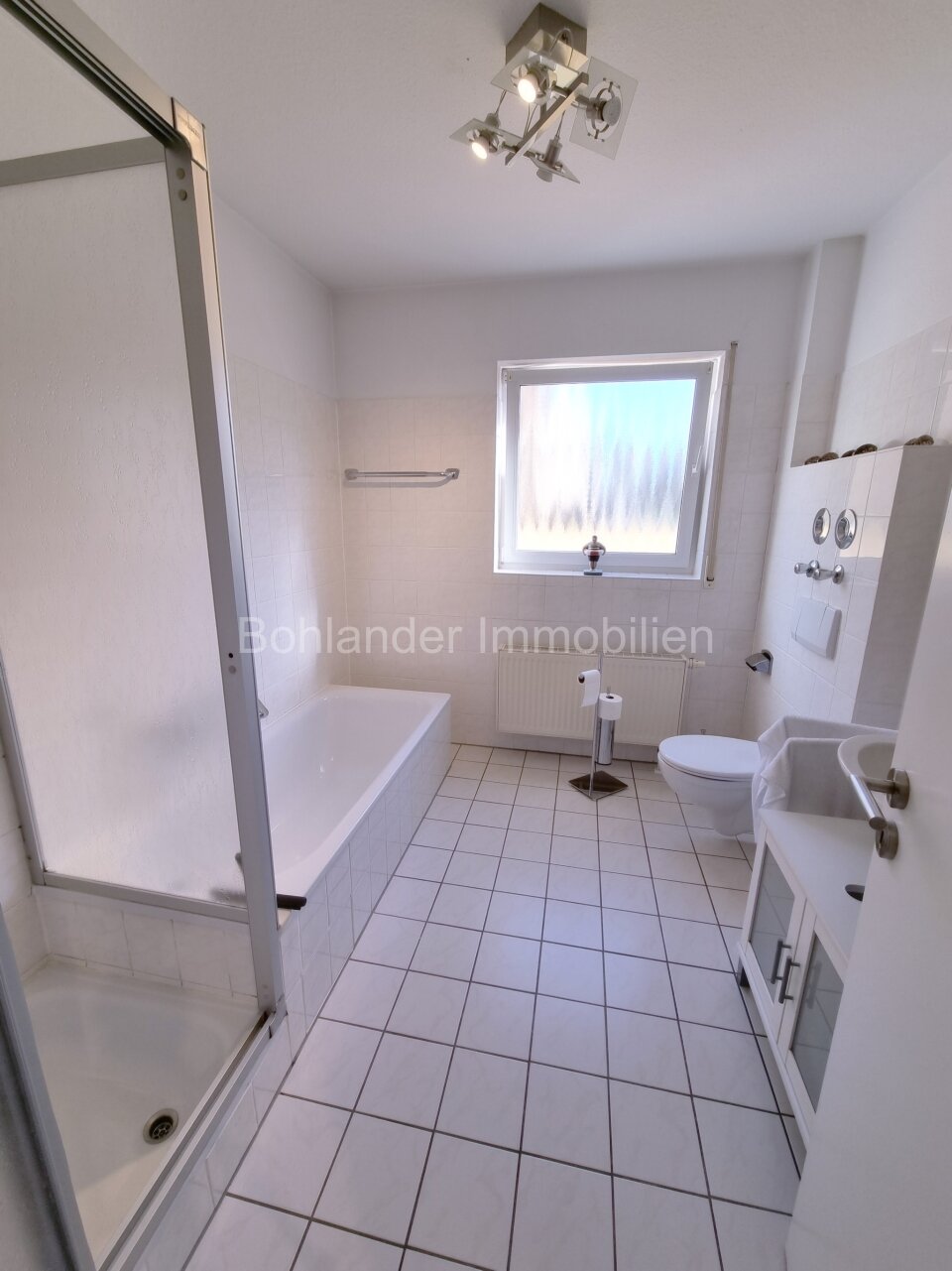 SEHR GEPFLEGTE 3-ZIMMER-WOHNUNG MIT EIGENEM GARTEN IN RUHIGER LAGE VON KARBEN OT