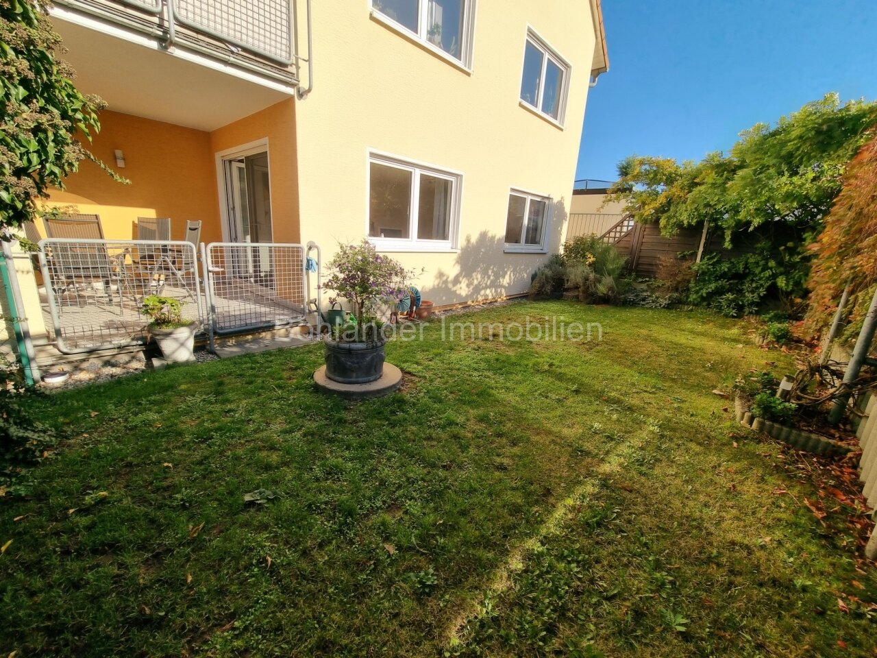 SEHR GEPFLEGTE 3-ZIMMER-WOHNUNG MIT EIGENEM GARTEN IN RUHIGER LAGE VON KARBEN OT
