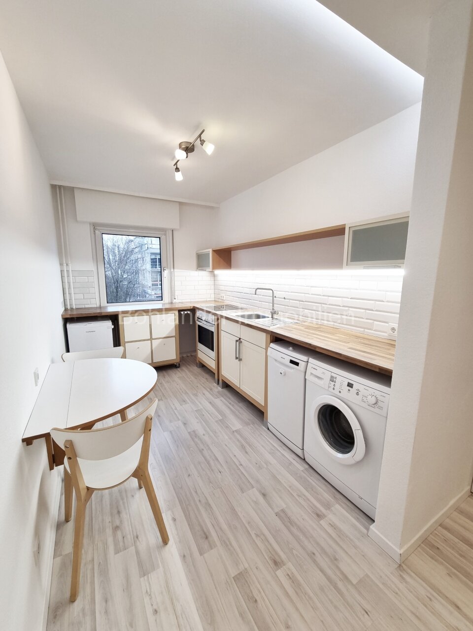 Sanierte 3-Zimmer-Wohnung in ruhiger Sackgassenlage mit separater Einzelgarage