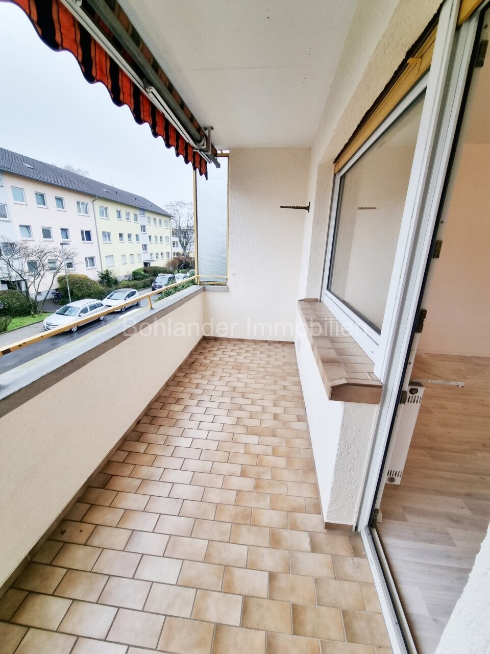 Sanierte 3-Zimmer-Wohnung in ruhiger Sackgassenlage mit separater Einzelgarage