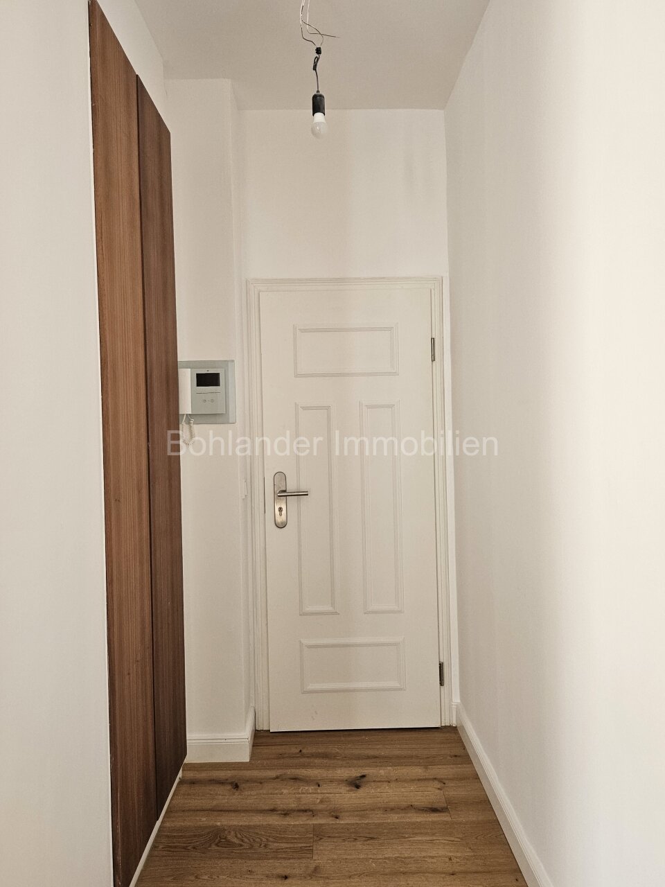 Sanierte Maisonette-Wohnung mit 2 Terrassen und Skylineblick