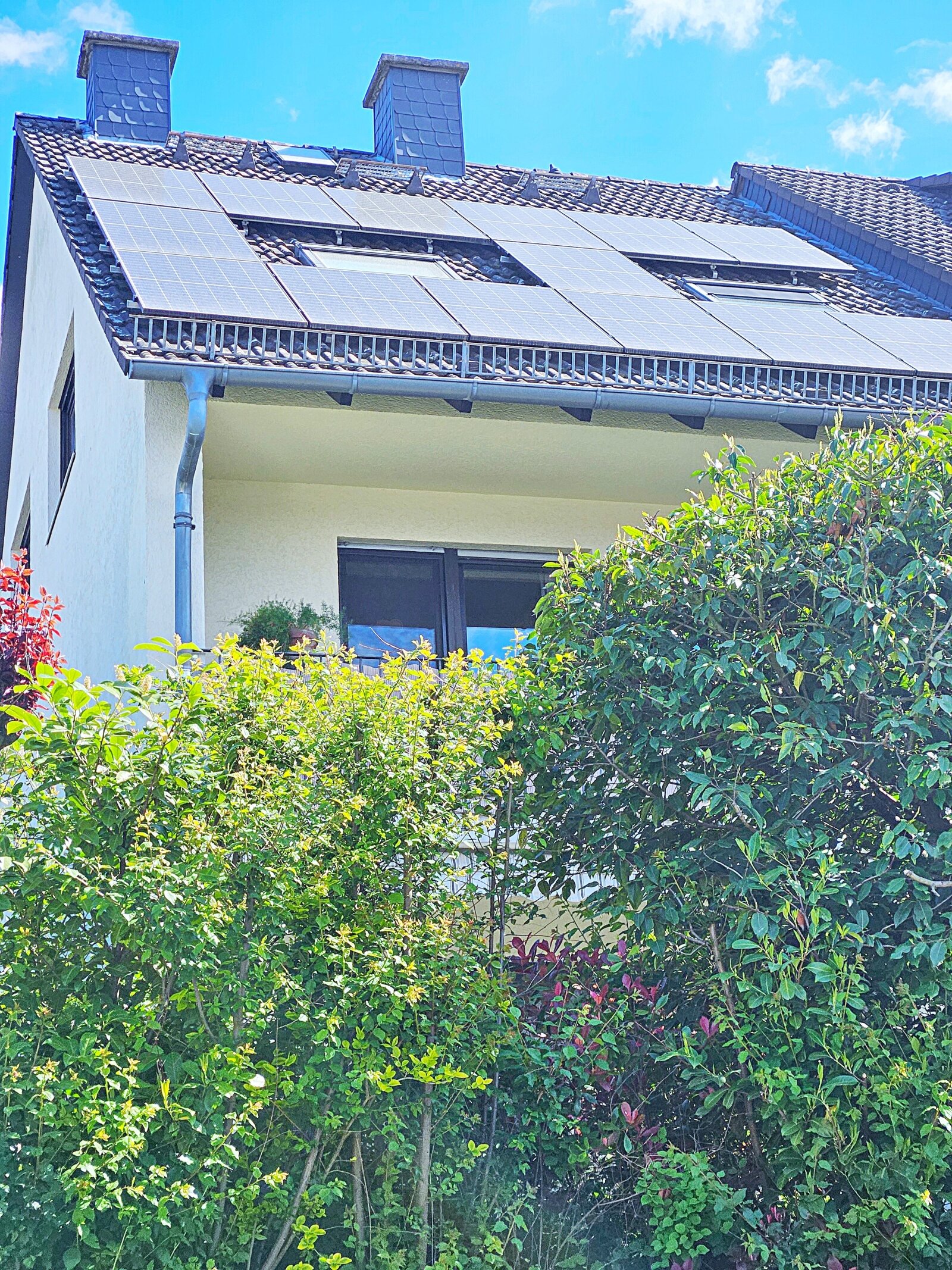 ***GERÄUMIGES REIHENECKHAUS MIT VIEL PLATZ INKL. SOLARANLAGE***