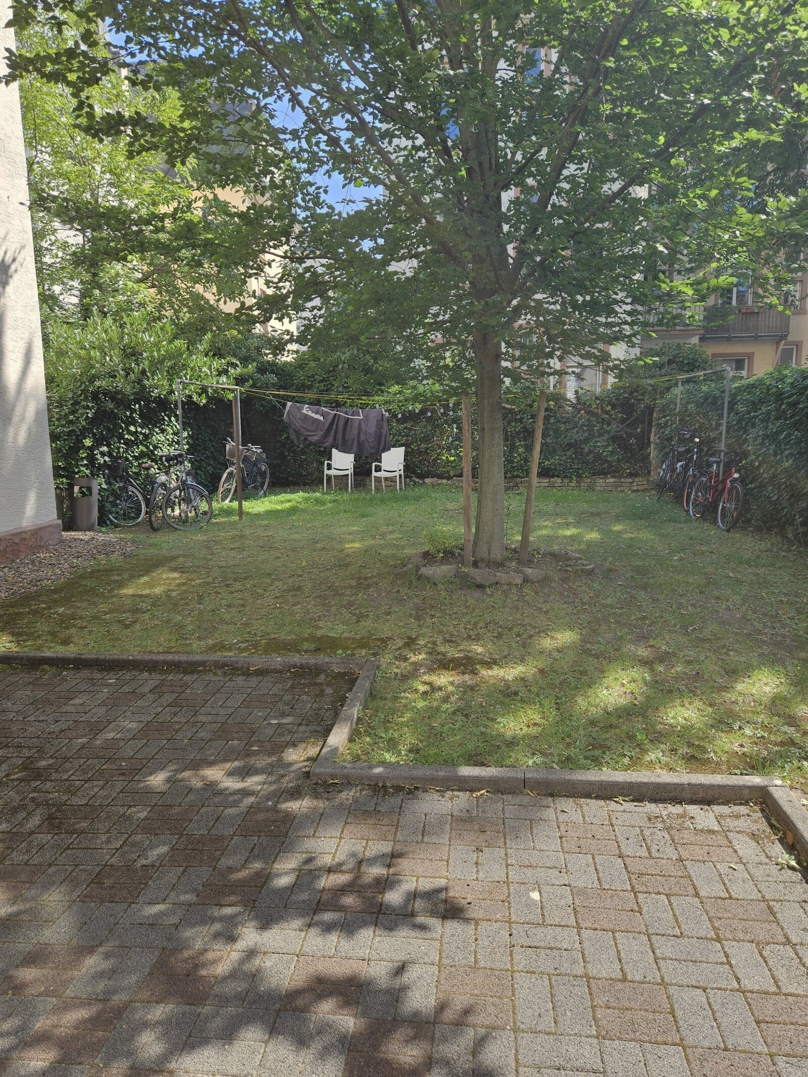 Gemütliche 2-Zimmer-Wohnung mit kleinem Garten in ruhiger Lage des Gallusviertel