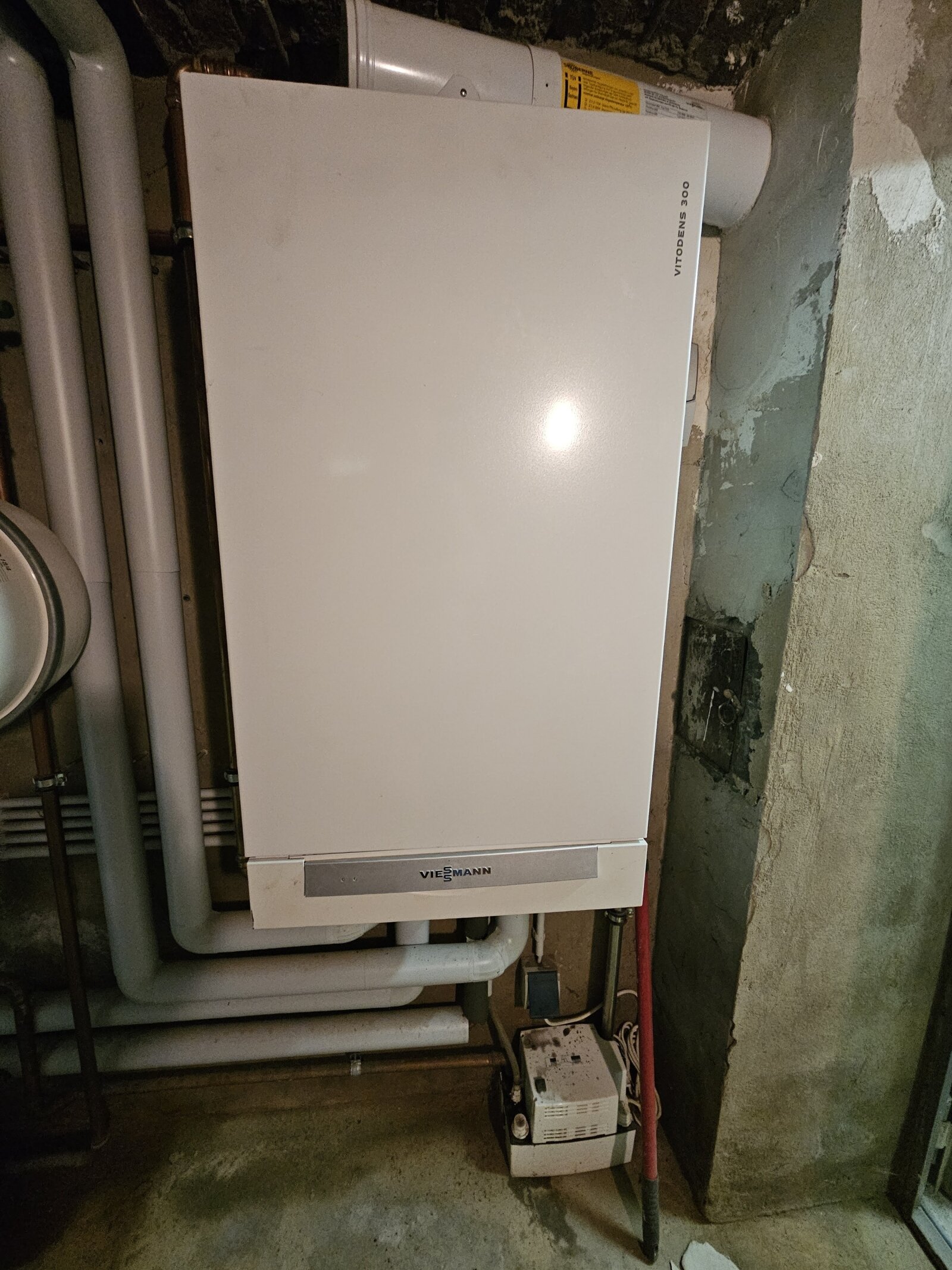 Freistehendes 1-2 Familienhaus mit schönem Garten in ruhiger Lage von Groß-Auheim