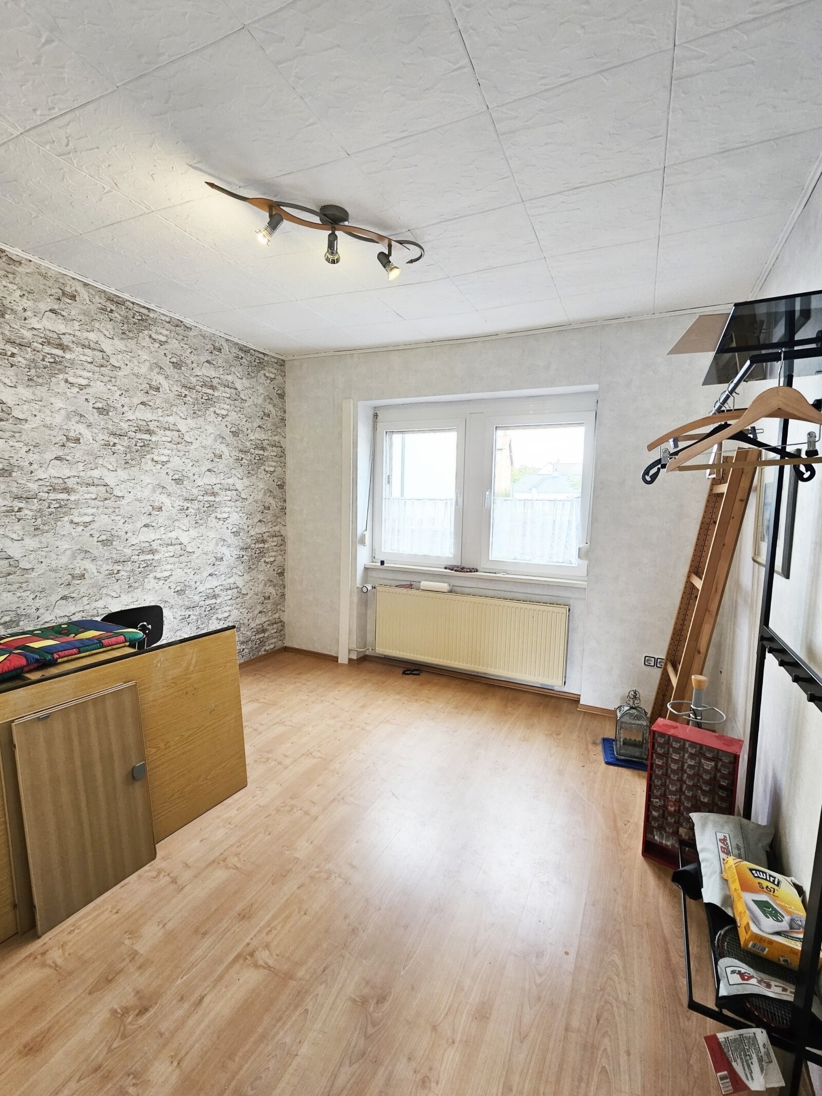 Freistehendes 1-2 Familienhaus mit schönem Garten in ruhiger Lage von Groß-Auheim