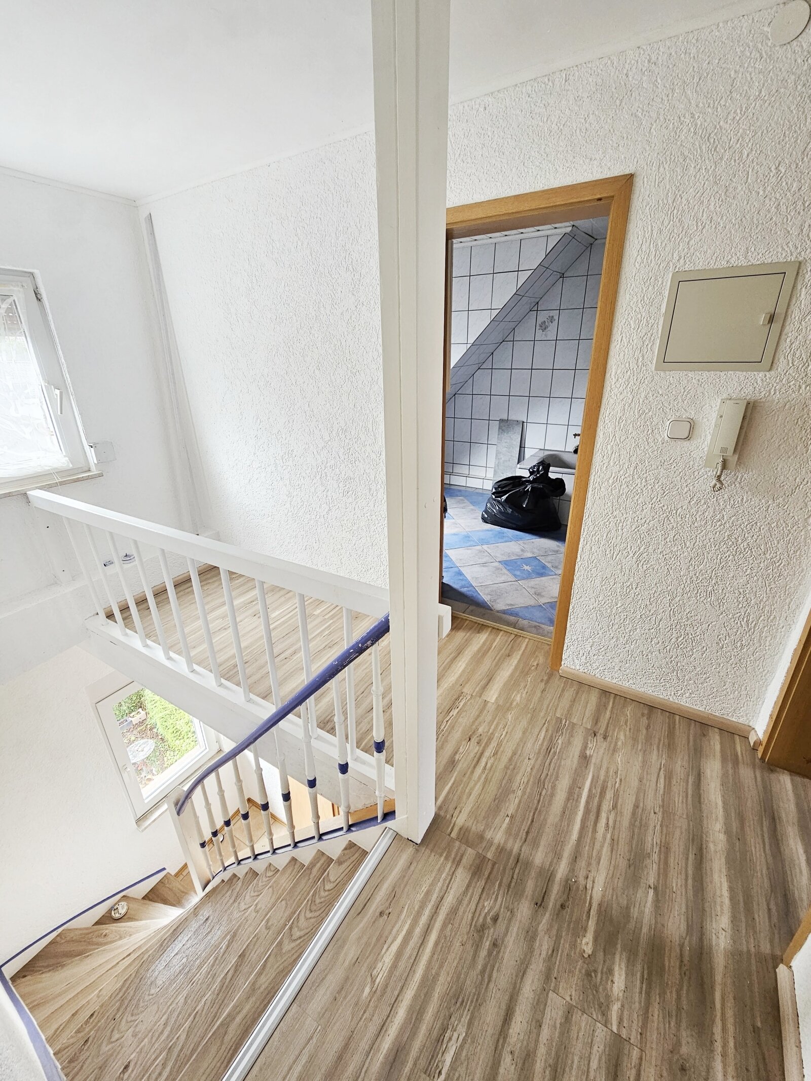 Freistehendes 1-2 Familienhaus mit schönem Garten in ruhiger Lage von Groß-Auheim