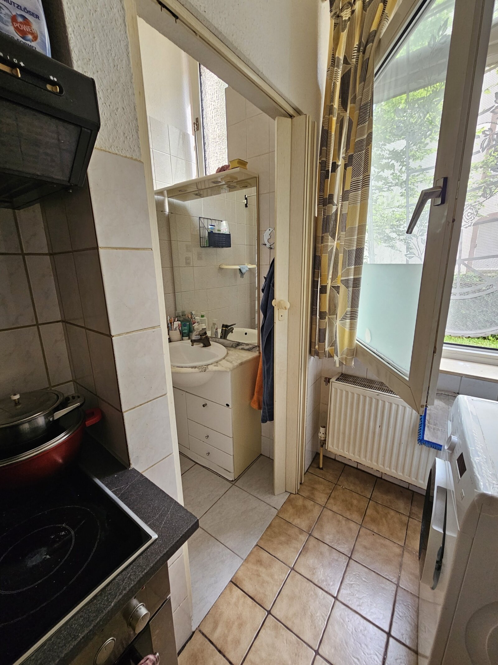 Vermietete 2-Zimmer-Wohnung mit kleinem Garten in ruhiger Lage des Gallusviertel