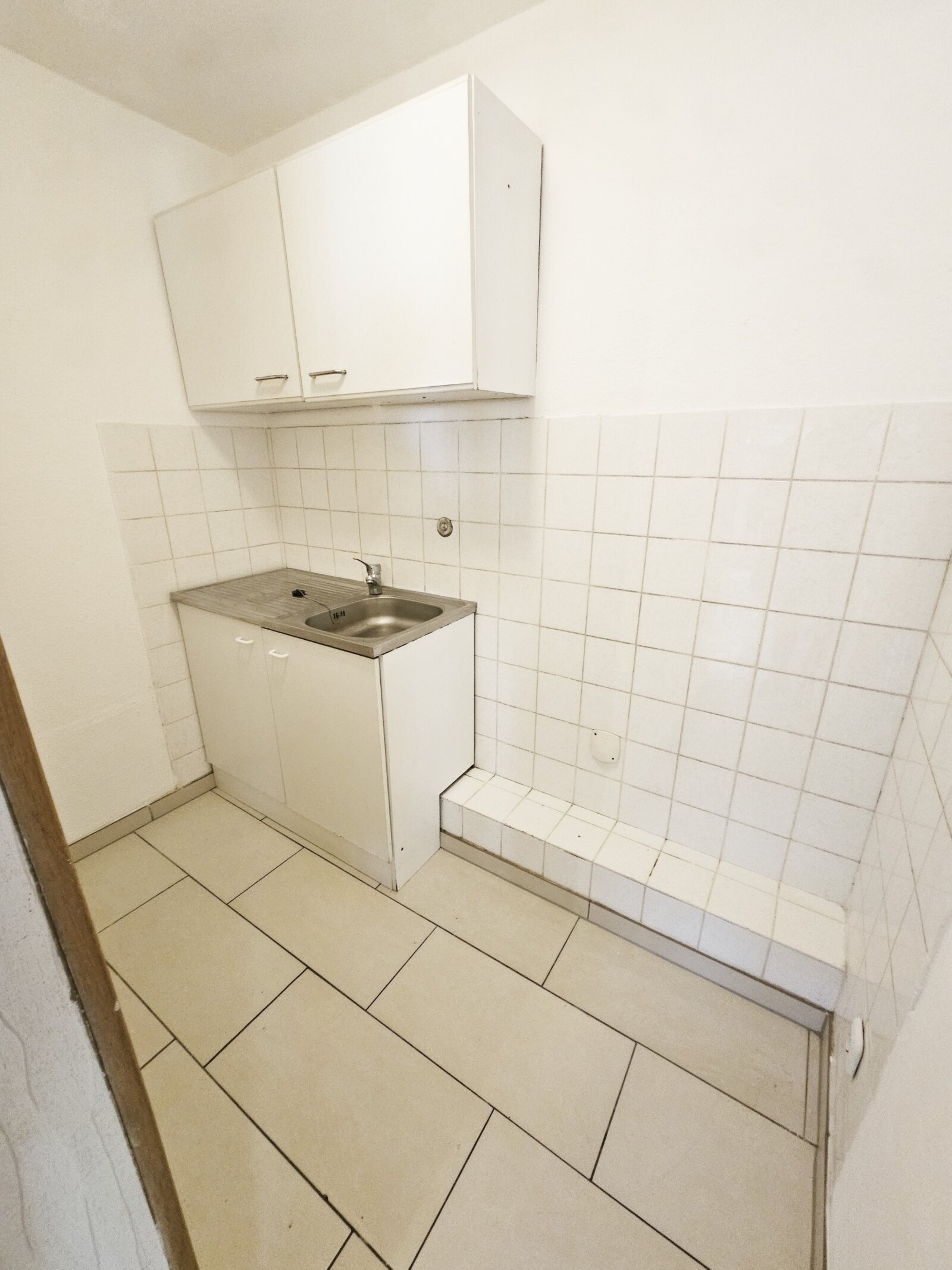 Gepflegtes Zweifamilienhaus mit Garage in ruhiger Sackgassenlage