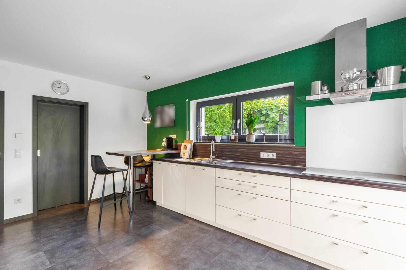 Einzigartige, stilvolle Architekten-Villa als Plus-Energie-Haus -luxuriös, traumhaft, innovativ-