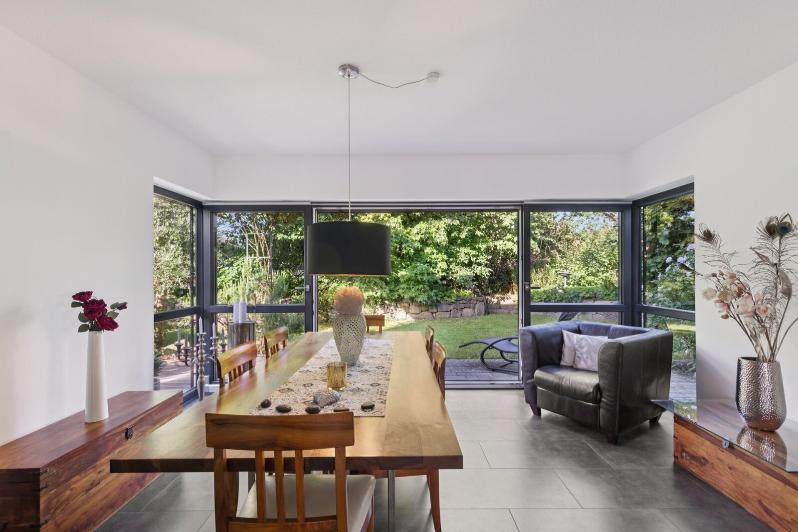 Einzigartige, stilvolle Architekten-Villa als Plus-Energie-Haus -luxuriös, traumhaft, innovativ-