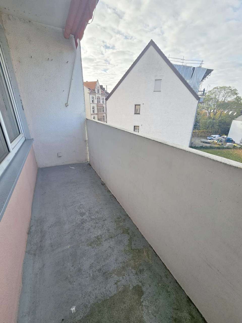 2-Zimmer-Wohnung mit Stellplatz in zentraler Wohnlage von OF