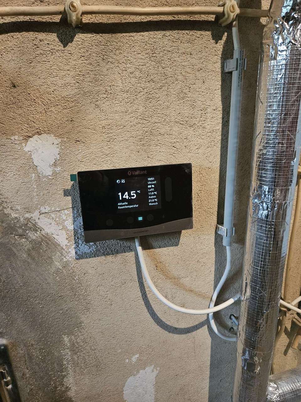 Architektenbungalow in ruhiger Lage mit großem Grundstück und Pool