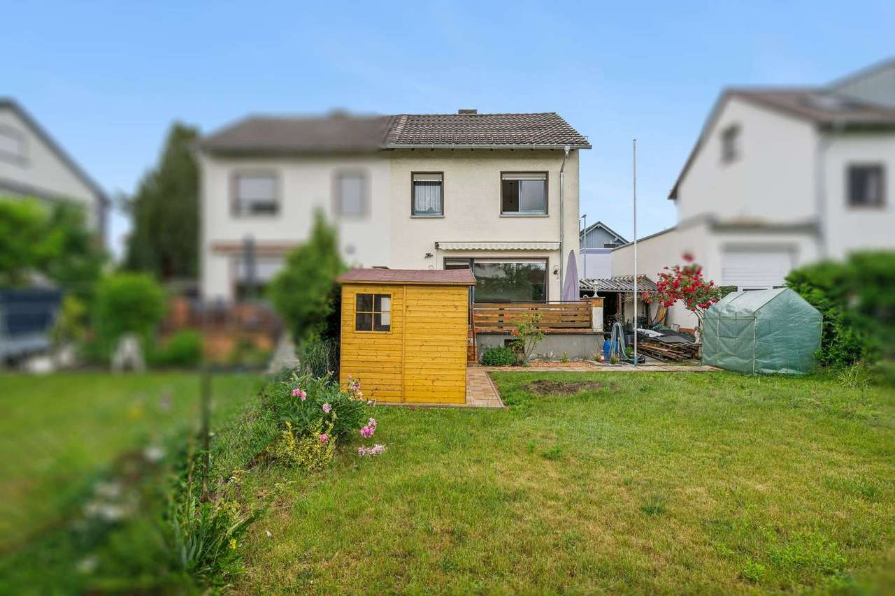 DOPPELHAUSHÄLFTE MIT VIEL POTENTIAL - Wohnfläche 85,56m², ausgebautes Dachgeschoss 16,55m²