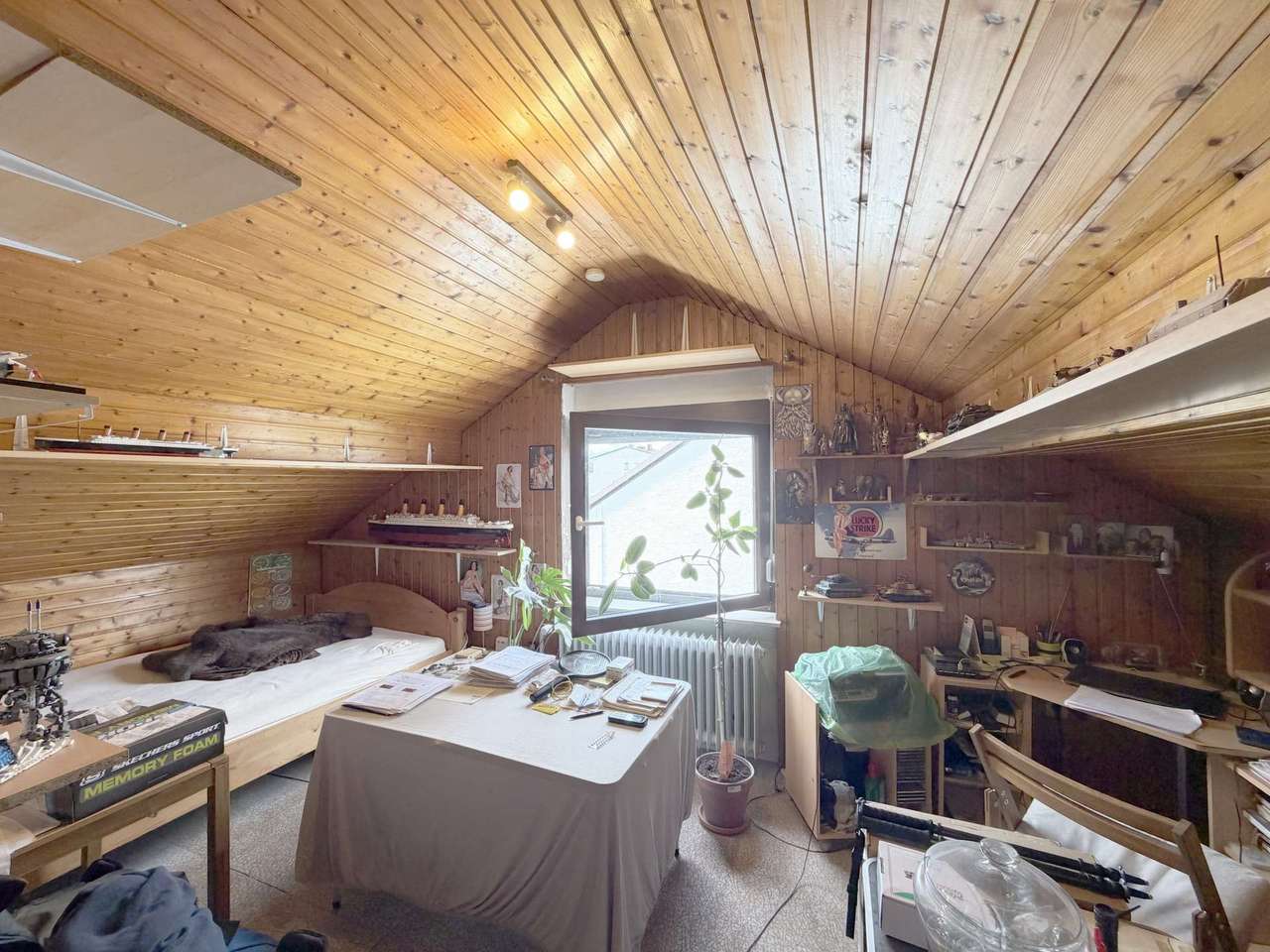 DOPPELHAUSHÄLFTE MIT VIEL POTENTIAL - Wohnfläche 85,56m², ausgebautes Dachgeschoss 16,55m²