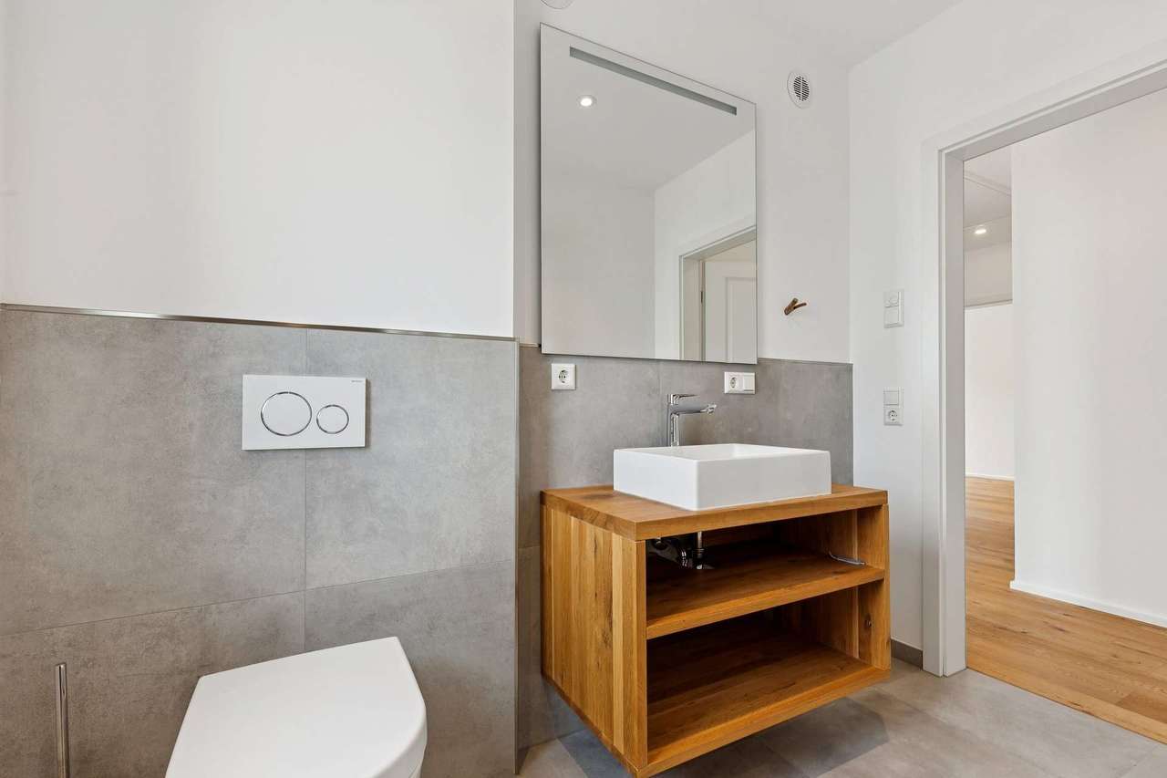 Luxuriöses Passivhaus mit Sauna- und Nebengebäude in sehr ruhiger Wohnlage