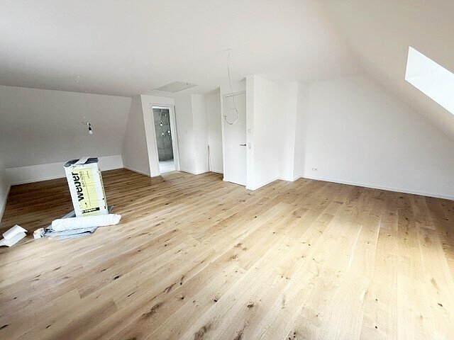 Neubau-Eck-Doppelhaushälfte in Maintal-Bischofsheim – Erstbezug!