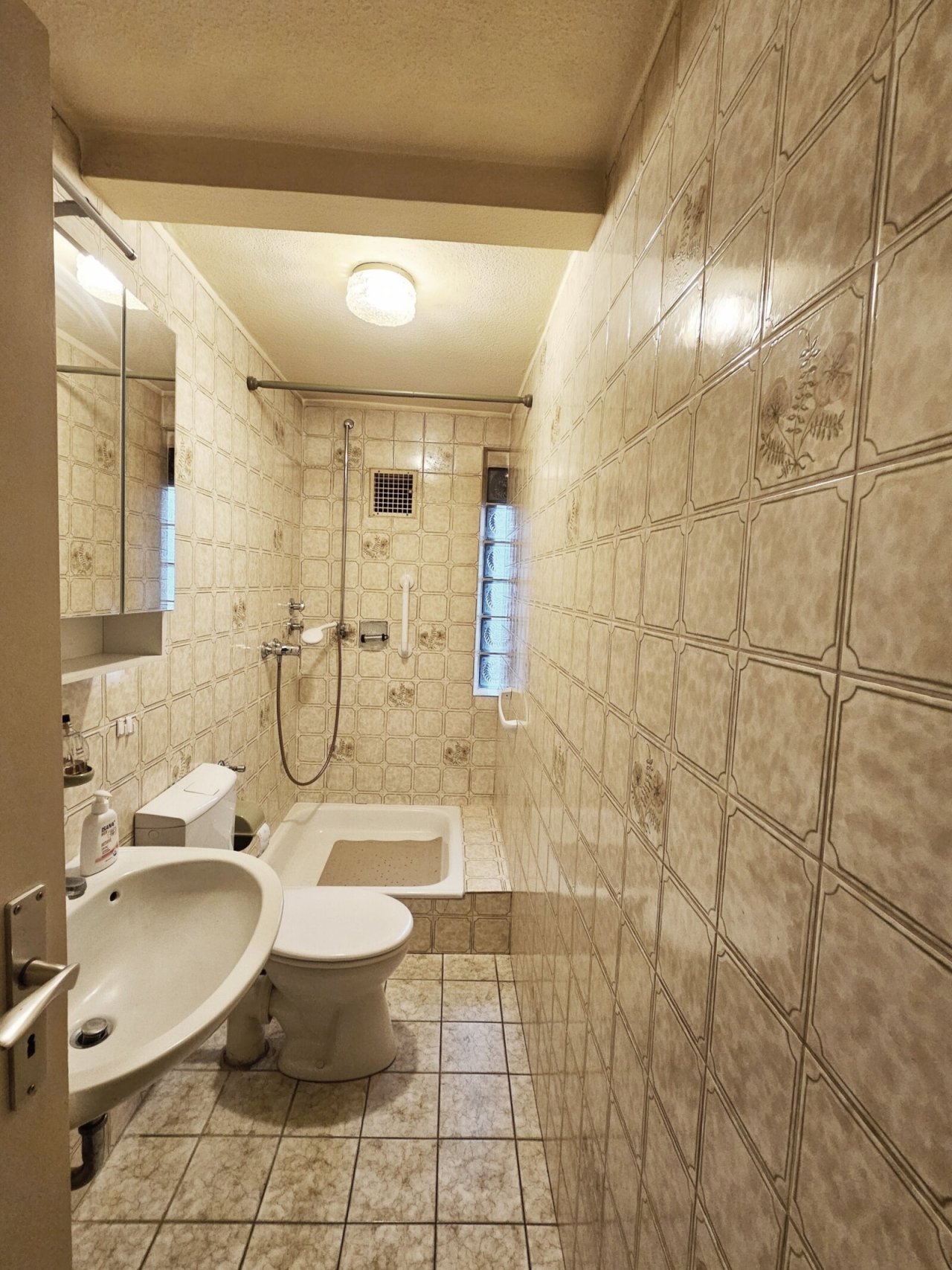 Badezimmer 1 Badezimmer 1