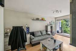 Wohn-/Schlafzimmer Wohn-/Schlafzimmer