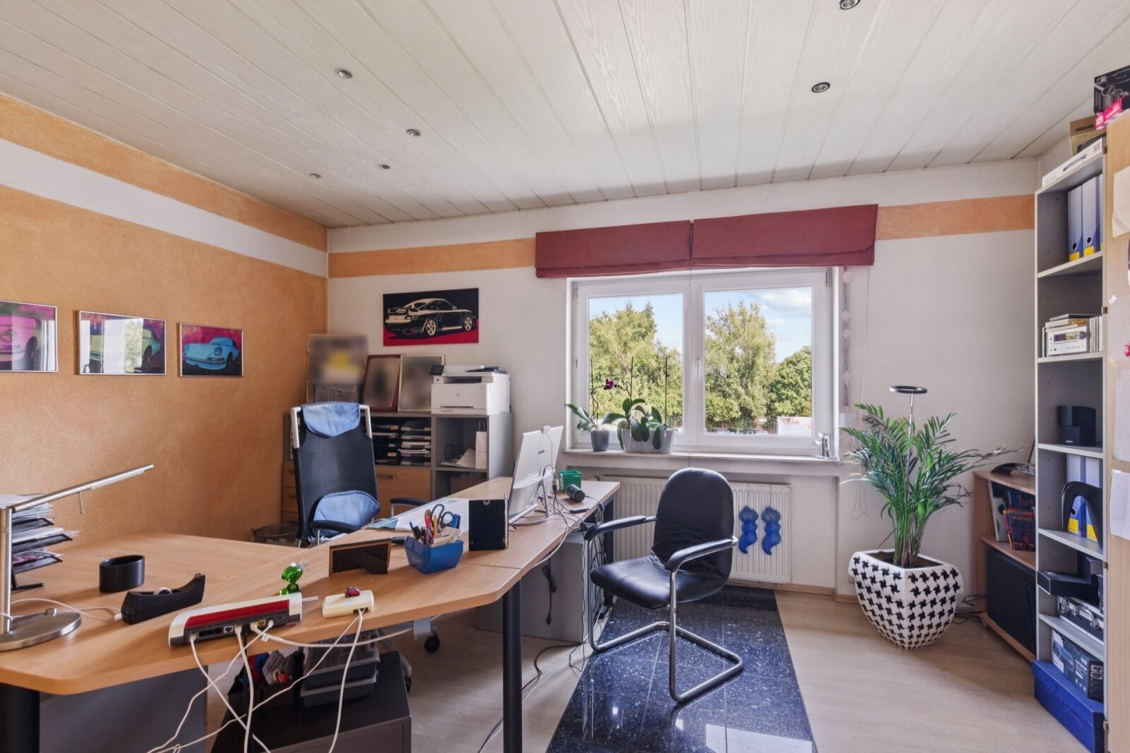 Büro im OG Büro im OG