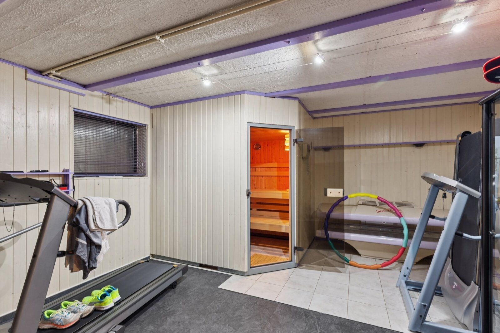 Hobbyraum mit Sauna Hobbyraum mit Sauna