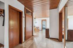 Diele mit Blick ins Esszimmer