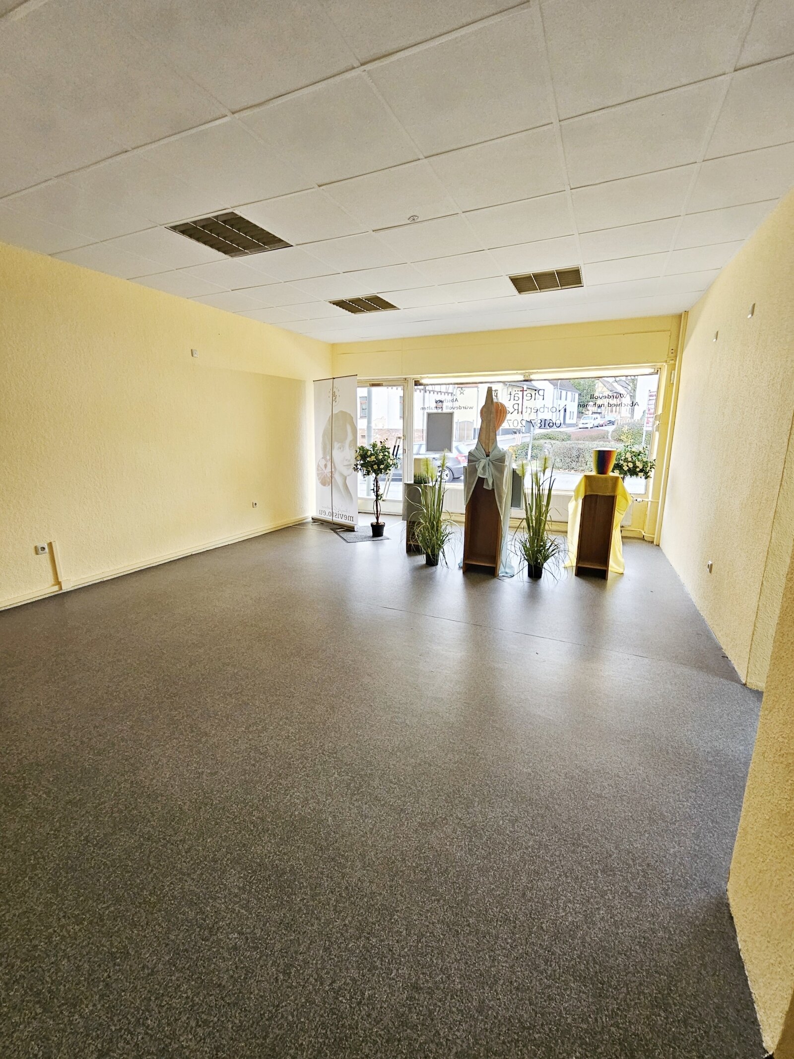 Gewerbe großer Raum