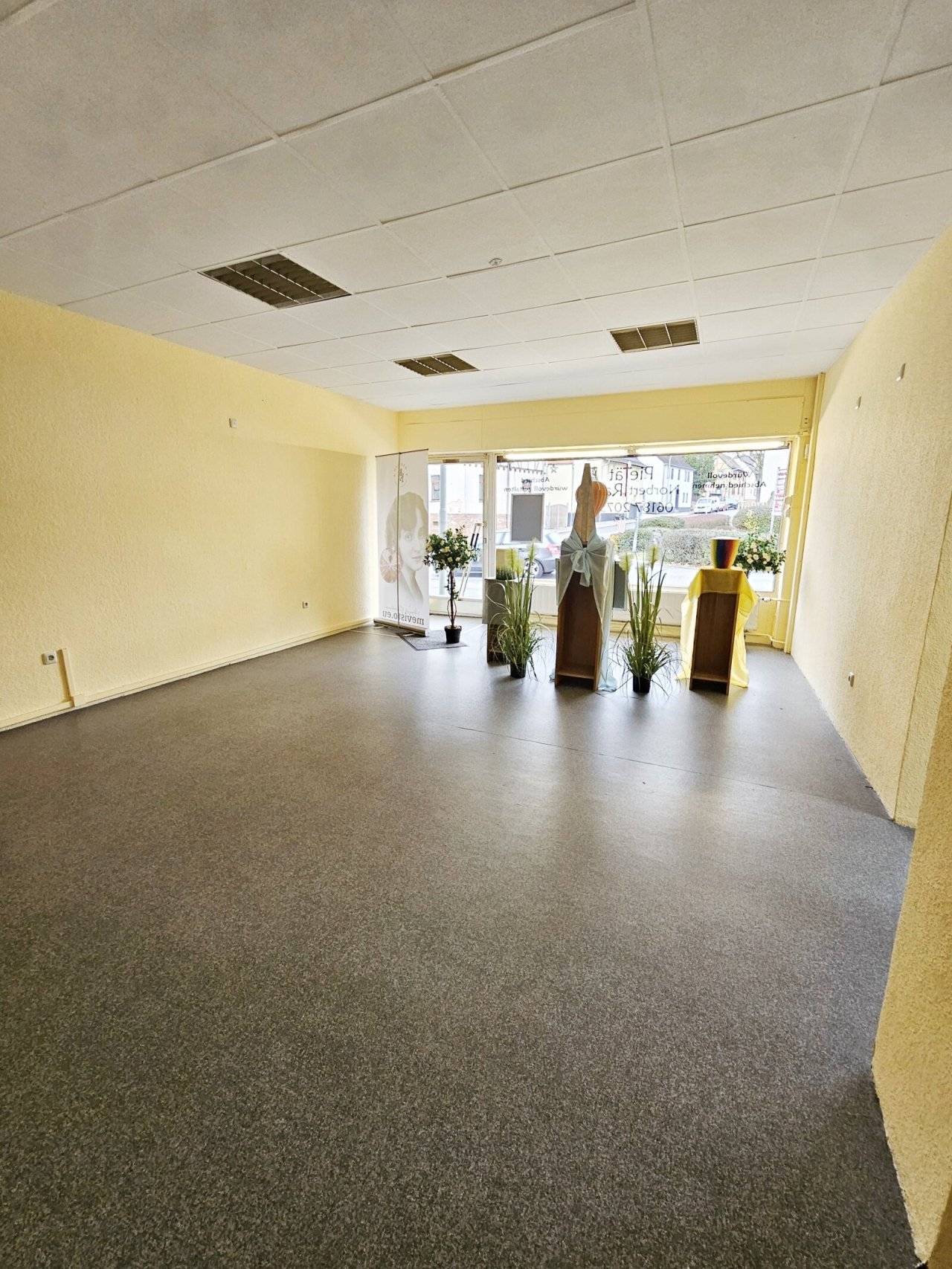 Gewerbe großer Raum